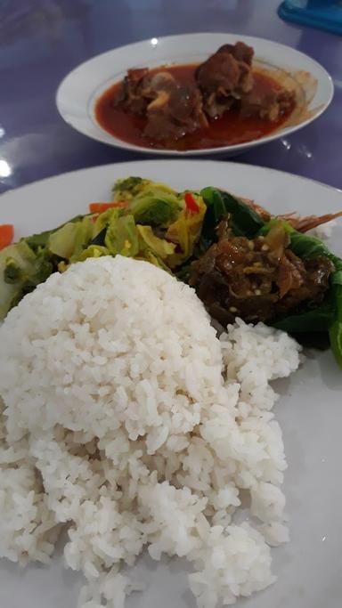 RUMAH MAKAN MERPATI