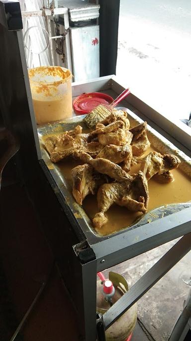 AYAM PENYET SIBUDUN