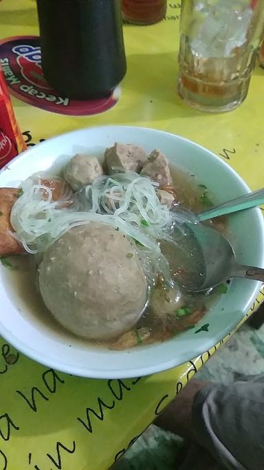 BAKSO GOYANG LIDAH