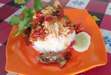 MIE SOP SAPROL CEMPAKA