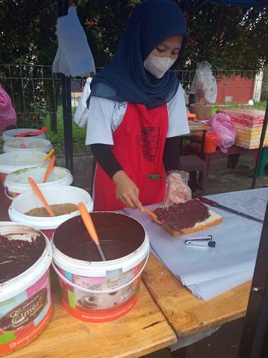 ROTI GEMBONG PINGGIRAN