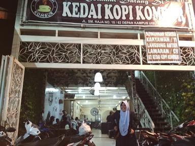 KEDAI KOPI KOMBUR