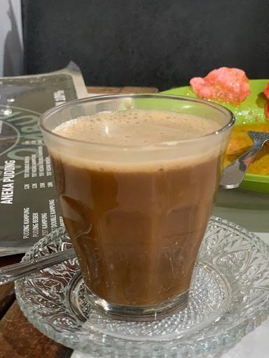 KEDAI KOPI KOMBUR