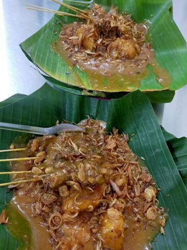 SATE AJO TRIBUKIT