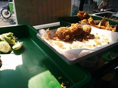 AYAM PENYET PAK KASIM