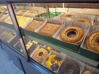 AZ-ZAHRA BAKERY & CAKE SHOP