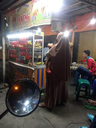 AYAM PENYET TOWENG CABANG PASAR 7 MARTUBUNG & MABAR