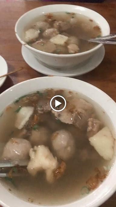 BAKSO AMAT HALAL