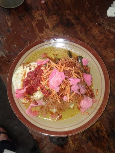 LONTONG WITA