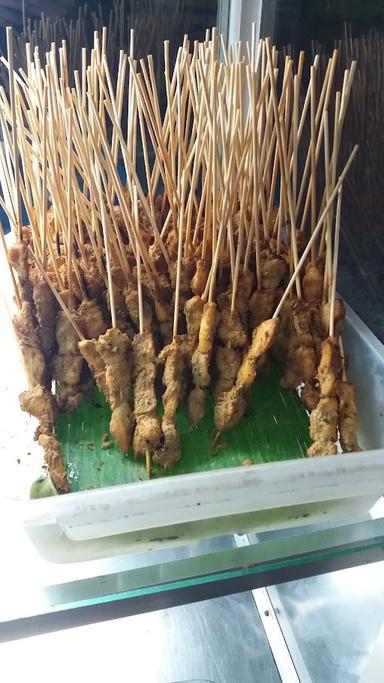 SATE PADANG TRIADI