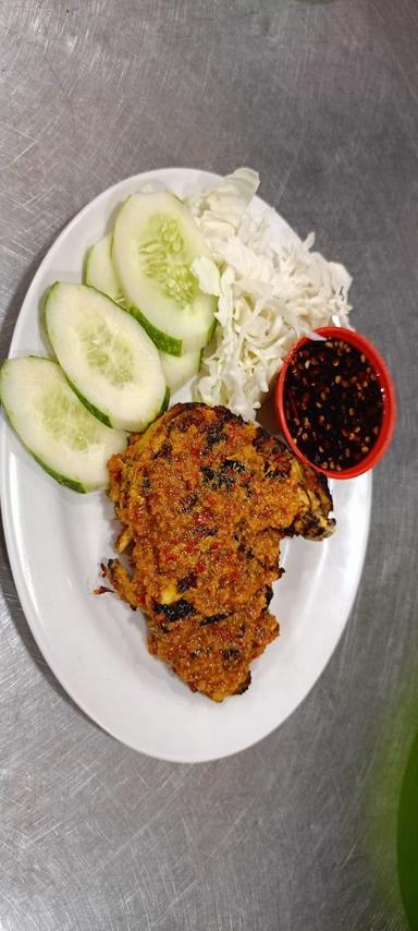 BJF IKAN BAKAR DAN SEAFOOD