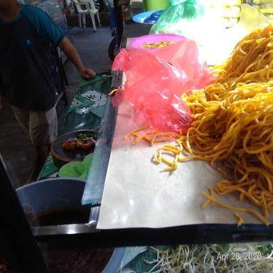 WARUNG MIE ACEH TAUFIK