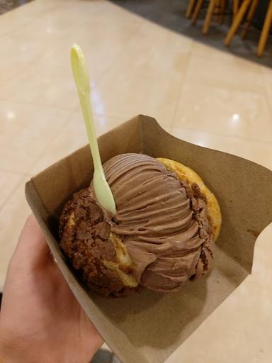 HOKKAIDO ICE CREAM PUFF