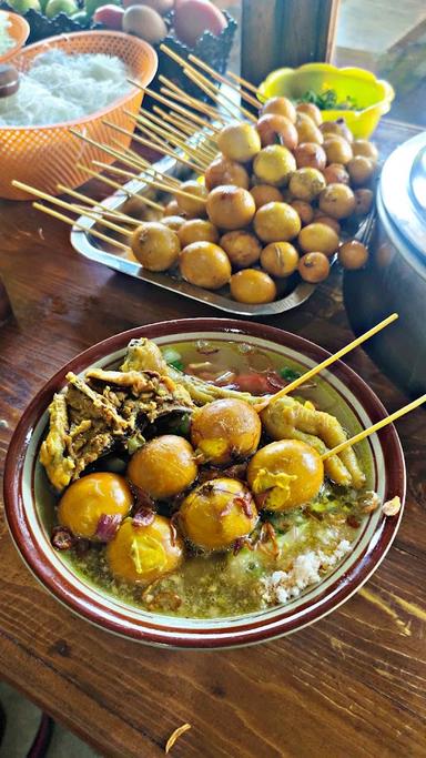 SOTO AYAM CEKER BU ERVIN KHAS JAWA TIMUR