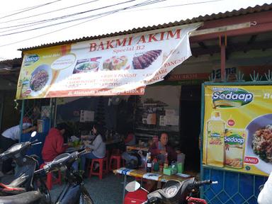 BAKMI AKIM