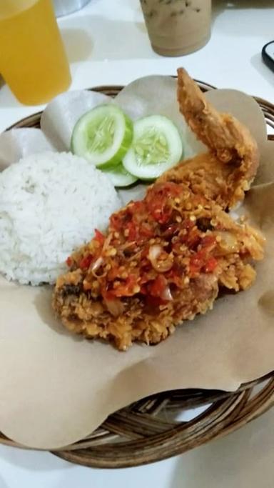 AMANAH FRIED CHICKEN (AFC) CABANG HARAPAN JAYA