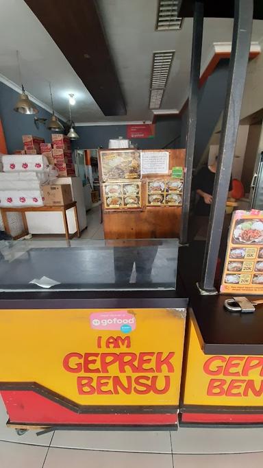 AYAM GEPREK BENSU BEKASI HARAPAN INDAH