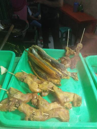 AYAM PENYET GUNIK 99