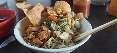 BAKMI CROWN