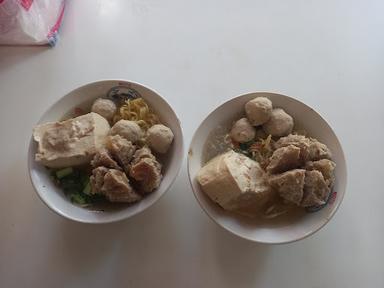 BAKSO DAN MIE AYAM MAS GINO