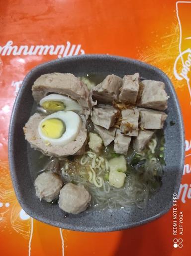 BAKSO MIE AYAM WONOGIRI - KALIBARU TIMUR