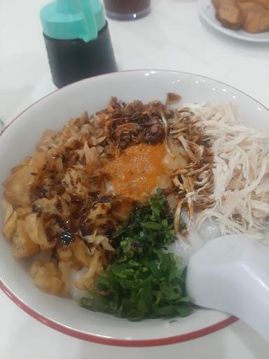 BUBUR AYAM TANGKI 18 & KWETIAW KK