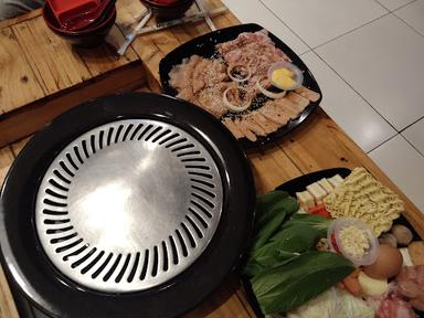 KITA STEAMBOAT & YAKINIKU HARAPAN INDAH