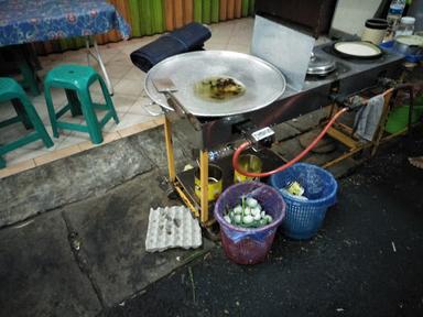 MARTABAK YANTO CAB.PULOGEBANG