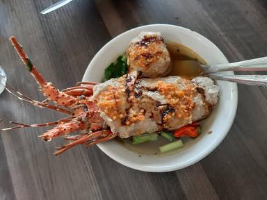 MIE AYAM & BAKSO RAKSASA