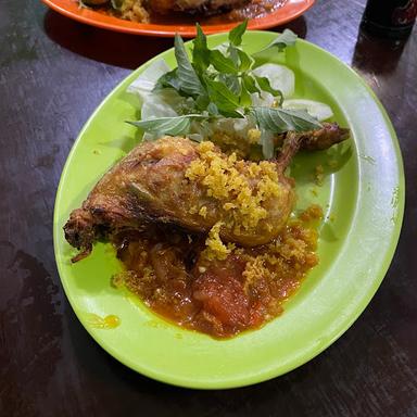 NASI UDUK ZIDA BU RIKA