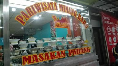 RUMAH MAKAN PARIWISATA MINANG BARU