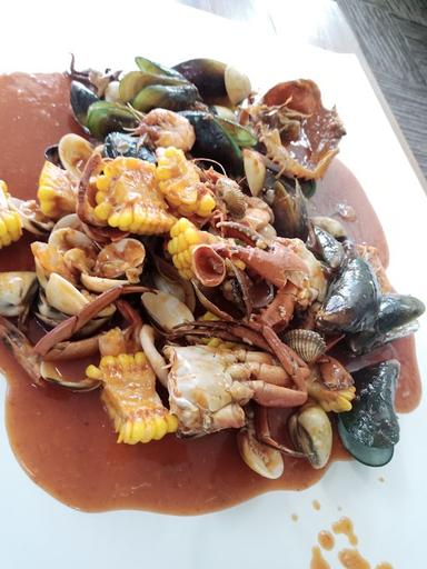 KERANG TUMPAH BANG DJALU HARAPAN INDAH BEKASI