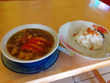 SOTO AYAM BAKAR SOLO BU SAHRI