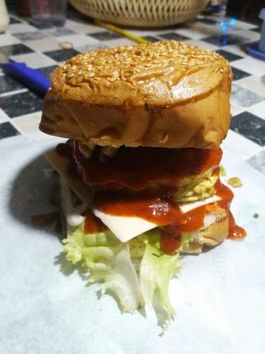 BURGER TEGAR