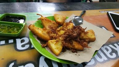 AYAM PENYET KAK TARI