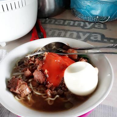 BAKSO DAN MIE AYAM BANG TOYIB