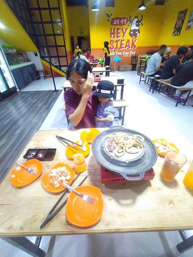 HEYSTEAK MEDAN