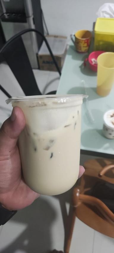 XI BOBA