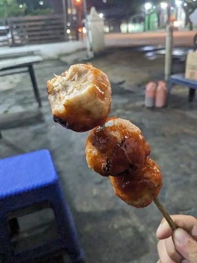 BAKSO BAKAR RAKSASA ABU AHMAD