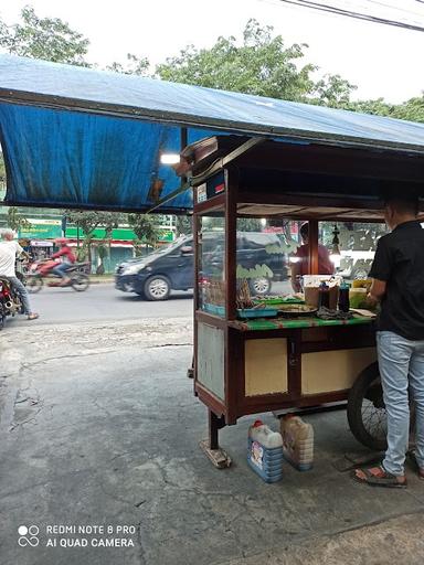 WARUNG SATE MADURA CAK SLAMET