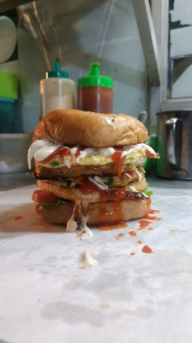 BASE BURGER