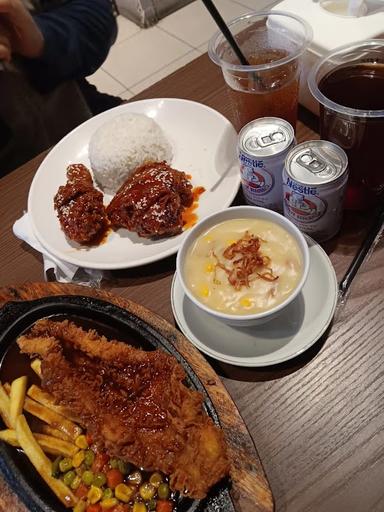 GET STEAK AND FRIED CHICKEN TUASAN