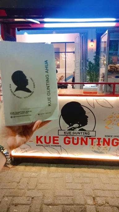 KUE GUNTING AHUA