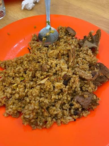 NASI GORENG KESAWAN