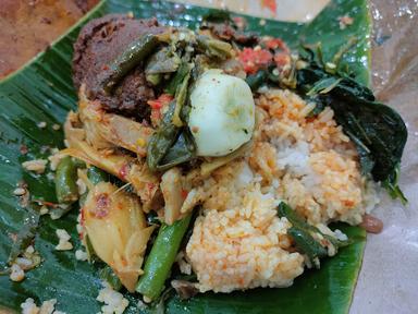 RUMAH MAKAN PONDOK KRAKATAU