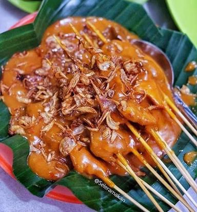 SATE PADANG BUNDO