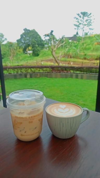 SUDUT LENGGAH COFFEE & EATERY