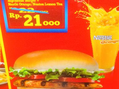 D'TOP FRIED CHICKEN & BURGER MEGAMENDUNG