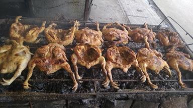 AYAM BAKAR BPK.YAHYA