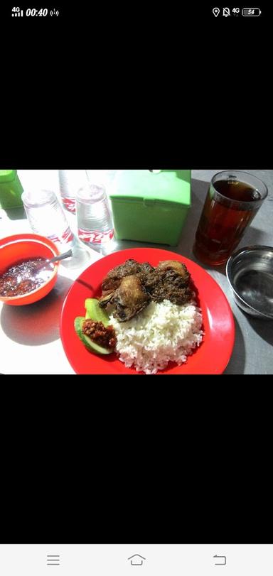 NASI BEBEK PAK ROFIQ KHAS MADURA